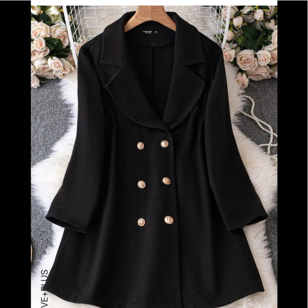 Beautiful woman overcoat size 3x